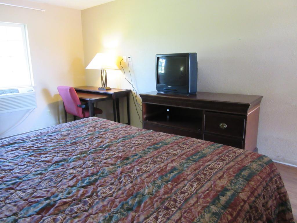 Bella Vista Inn And Suites Grand Prairie Kamer foto