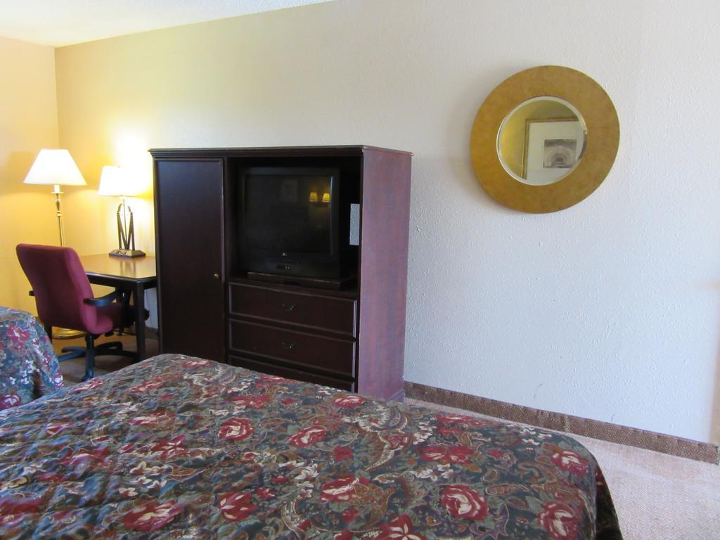Bella Vista Inn And Suites Grand Prairie Kamer foto