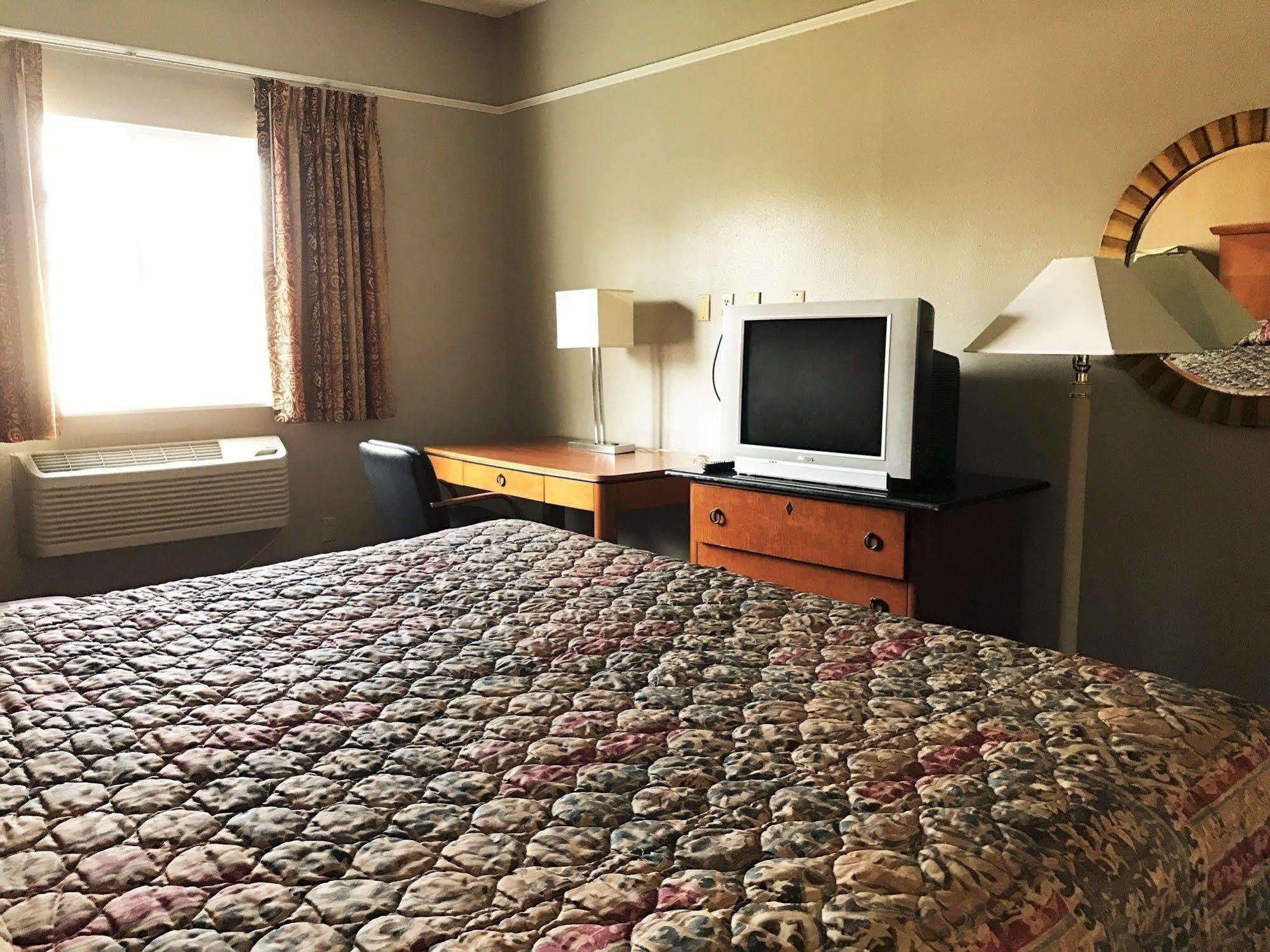 Bella Vista Inn And Suites Grand Prairie Buitenkant foto